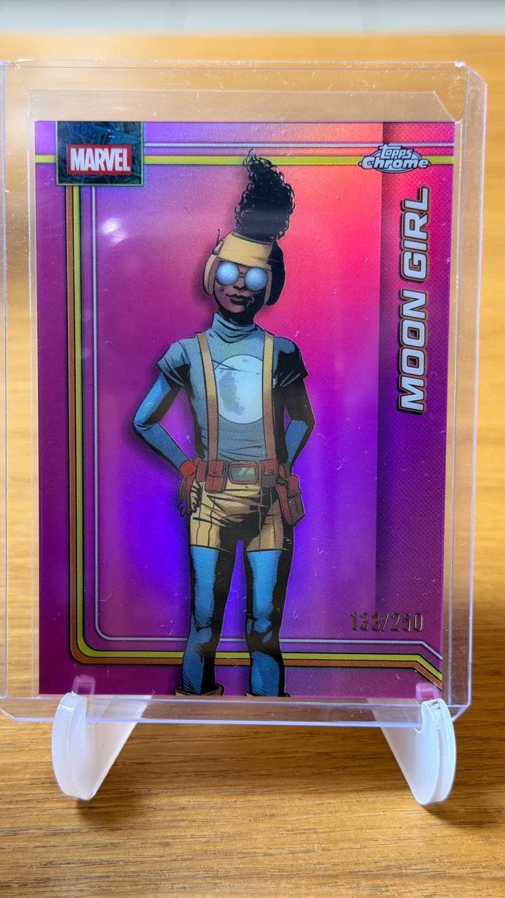 Moon Girl 2026 Topps Chrome Marvel Comics Pink Refractor Base 133/250